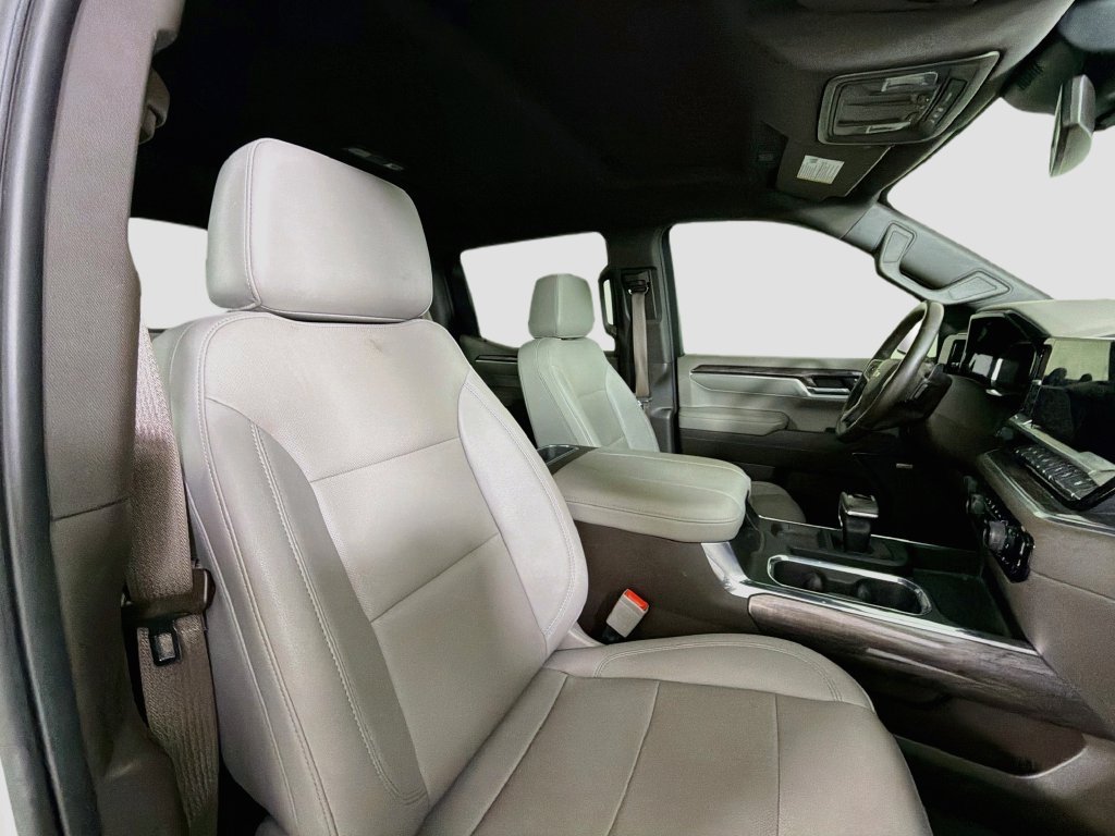 Used 2023 Chevrolet Silverado 1500 LTZ AWD/4WD image 31