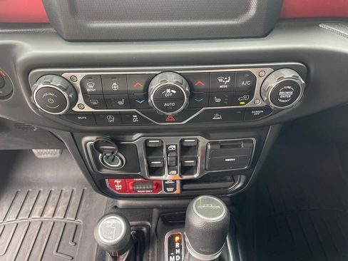 Used 2021 Jeep Gladiator Rubicon w/ LED Lighting Group image 14