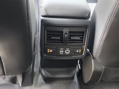 New 2026 Subaru Outback Limited image 13