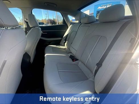 New 2026 Hyundai Sonata SEL image 12