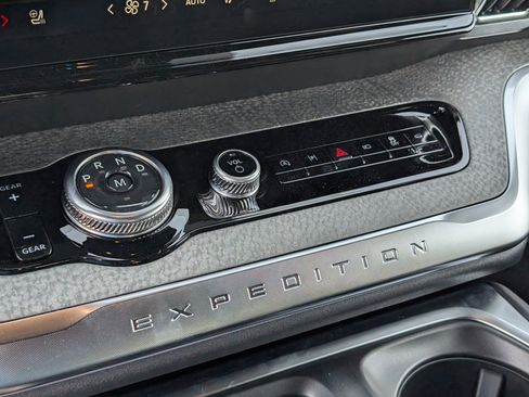 New 2026 Ford Expedition Tremor image 32