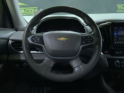 Used 2021 Chevrolet Traverse LT w/ LT Premium Package image 20