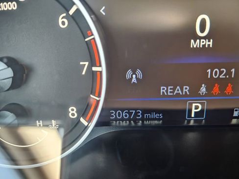 Used 2025 Nissan Altima 2.5 SV image 8