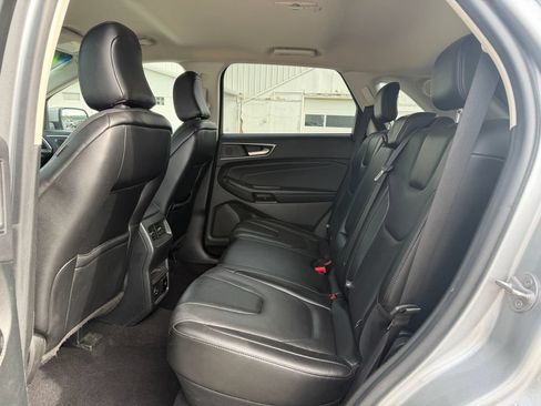 Used 2022 Ford Edge Titanium AWD/4WD image 35