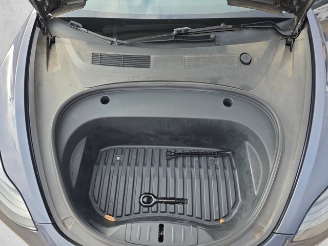 Used 2023 Tesla Model 3 Standard Range RWD image 23