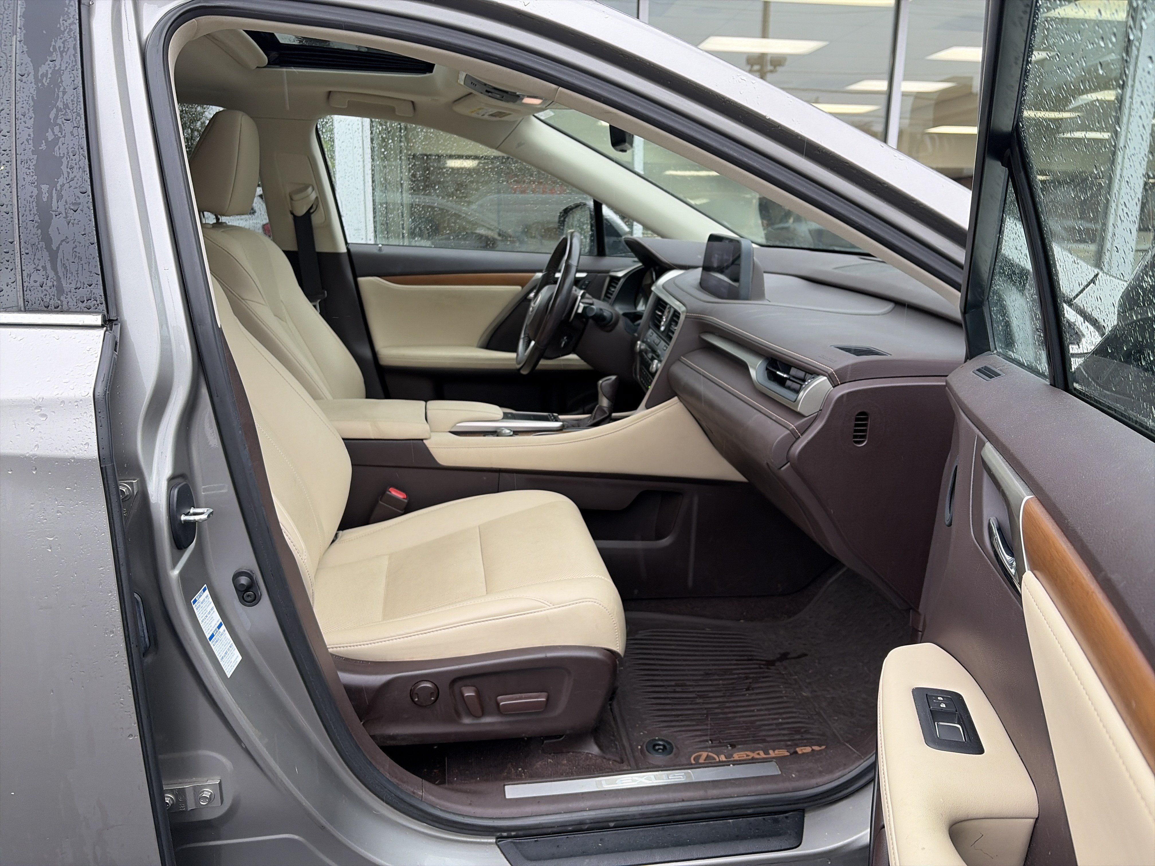 Used 2020 Lexus RX 450h AWD w/ Premium Package image 15
