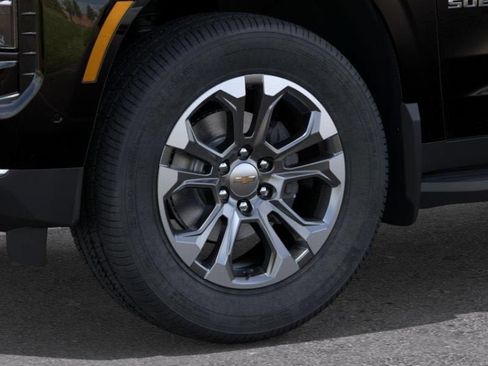 New 2026 Chevrolet Suburban LT w/ Comfort Package AWD/4WD image 9