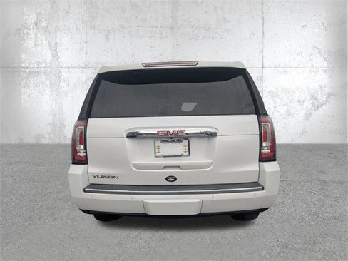 Used 2019 GMC Yukon Denali w/ Denali Ultimate Package image 5