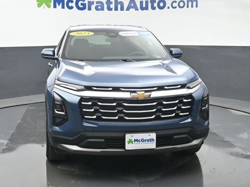 Used 2025 Chevrolet Equinox LT image 4
