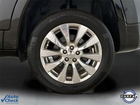 Used 2017 Jeep Cherokee Overland w/ Technology Group image 22