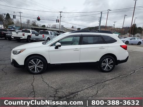 Used 2018 Subaru Outback 2.5i Limited image 5
