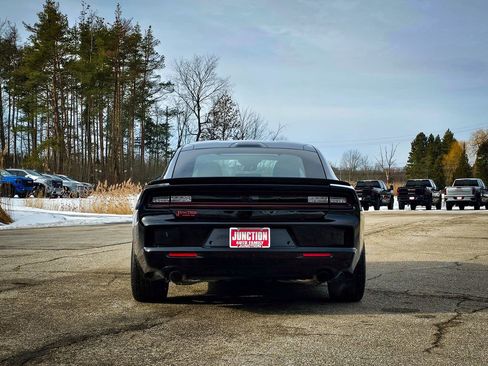 New 2026 Dodge Charger R/T Scat Pack image 9
