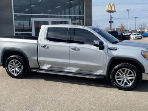 Used 2019 GMC Sierra 1500 SLT w/ SLT Premium Plus Package image 3