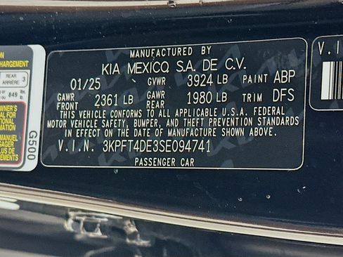 Used 2025 Kia K4 FWD image 12