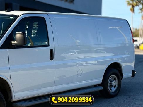 Used 2023 Chevrolet Express 2500 w/ Driver Convenience Package RWD image 3
