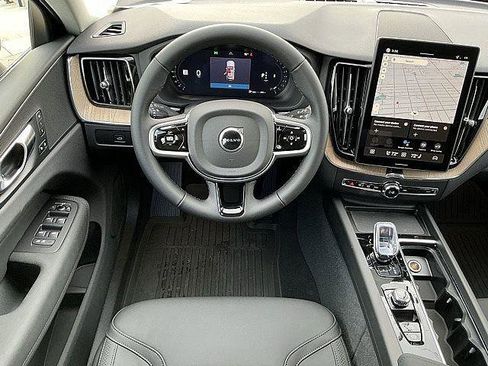 New 2026 Volvo XC60 B5 Plus w/ Protection Package Premier AWD/4WD image 5