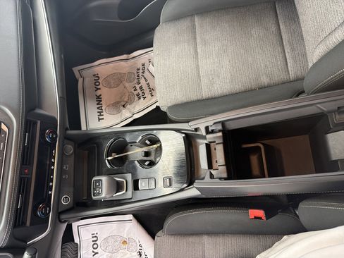 Used 2023 Nissan Rogue SV image 14