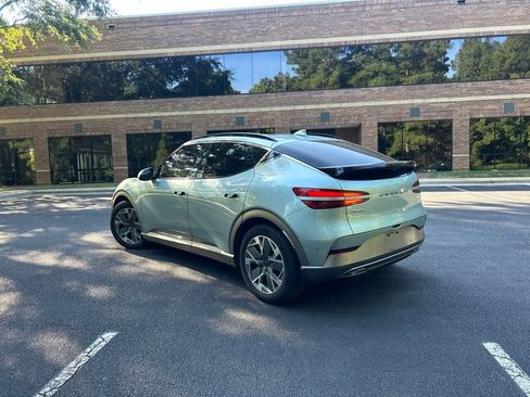 Used 2024 Genesis GV60 RWD image 3