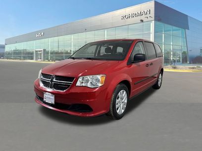 Used 2014 Dodge Grand Caravan American Value Package w/ UConnect Hands-Free Group