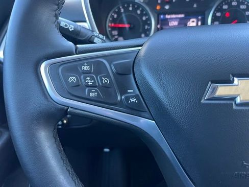 Used 2023 Chevrolet Equinox LT w/ Driver Convenience Package image 18