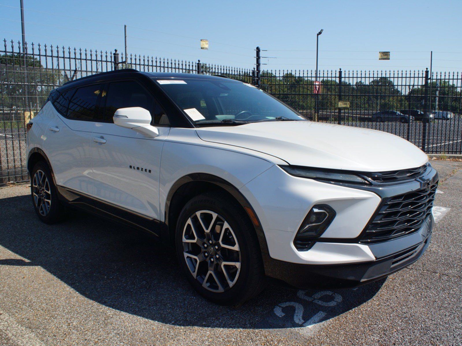 Used 2023 Chevrolet Blazer RS FWD image 2