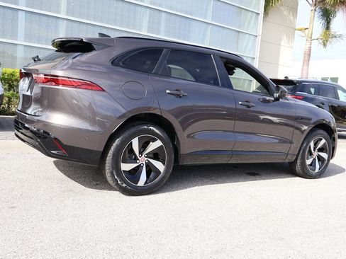 Used 2021 Jaguar F-PACE S image 10