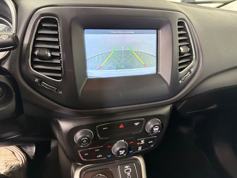 Used 2021 Jeep Compass Sport image 17