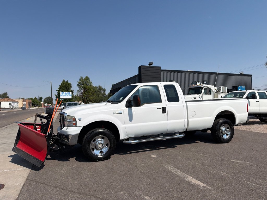 Used 2005 Ford F250 4x4 SuperCab Super Duty image 1