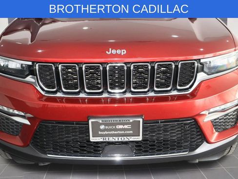 Used 2023 Jeep Grand Cherokee 4WD 4xe image 11