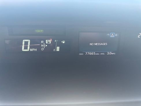 Used 2015 Toyota Prius V Five w/ Advanced Technology Package FWD image 21