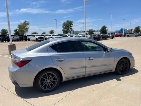 Used 2019 Acura ILX FWD image 5