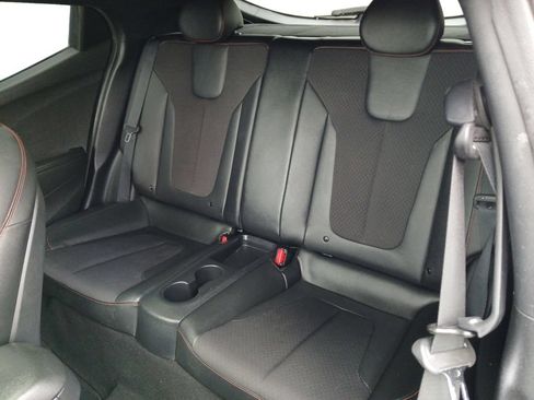 Used 2019 Hyundai Veloster Turbo FWD image 22