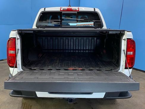 Used 2022 Chevrolet Colorado LT w/ LT Convenience Package image 11