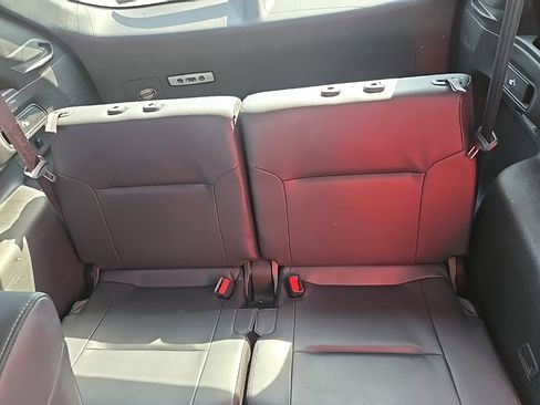 Used 2024 Mitsubishi Outlander SE image 26