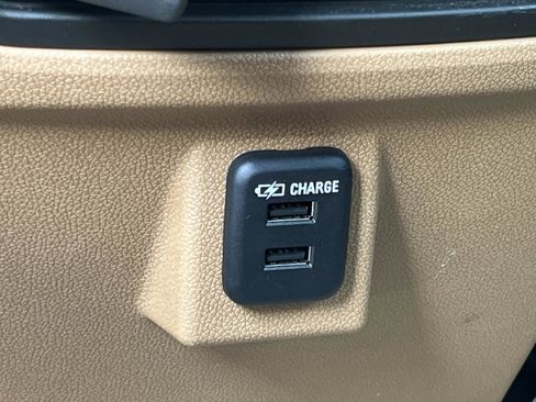 Used 2015 Buick Enclave Premium image 24