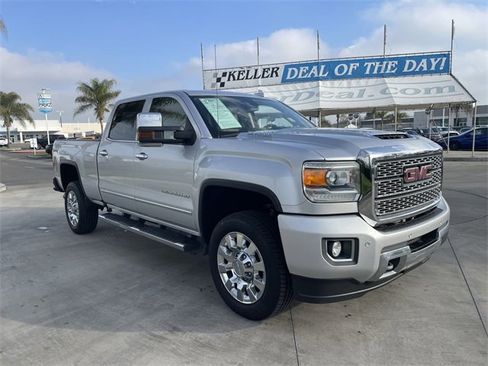 Used 2019 GMC Sierra 2500 Denali w/ Duramax Plus Package image 2