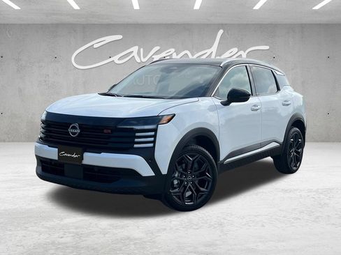 New 2026 Nissan Kicks SR FWD image 1