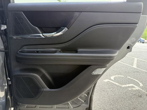 Used 2022 Lincoln Corsair FWD image 45