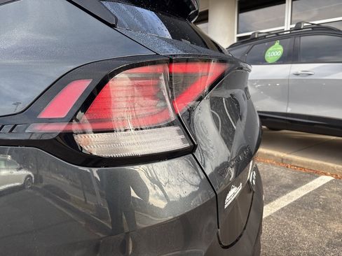 Used 2025 Kia Sportage X-Line image 7