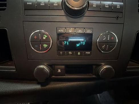 Used 2009 GMC Sierra 1500 SLE w/ Power Pack Plus image 17