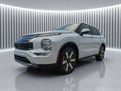 New 2026 Mitsubishi Outlander SE FWD image 8