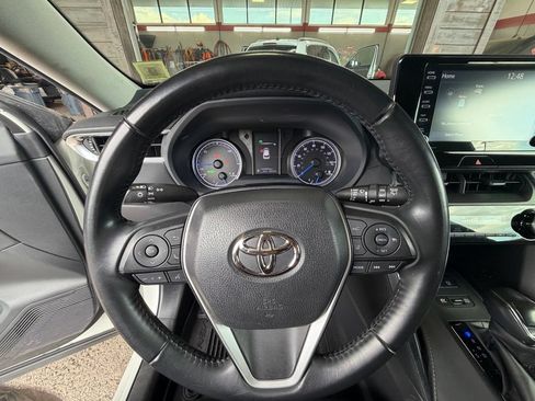 Used 2021 Toyota Venza LE w/ Carpet Mat Package (TMS) AWD/4WD image 34