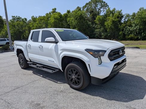 Used 2024 Toyota Tacoma SR5 RWD image 1