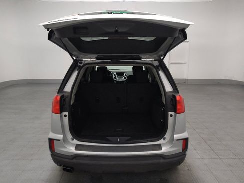 Used 2017 GMC Terrain SLE FWD image 29