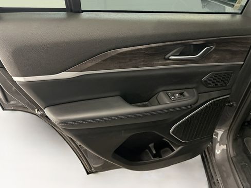 Used 2022 Jeep Grand Cherokee Limited 4xe image 28