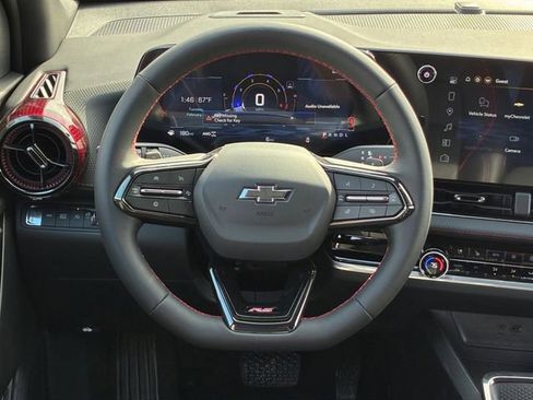 New 2026 Chevrolet Equinox RS w/ Convenience Package III AWD/4WD image 21