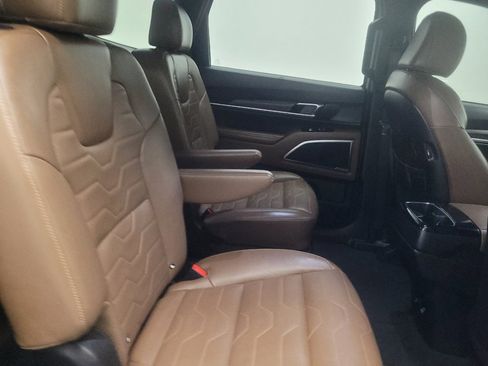 Used 2022 Kia Telluride SX w/ SX Prestige Package AWD/4WD image 19