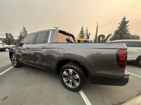 Used 2019 Honda Ridgeline RTL-T image 16