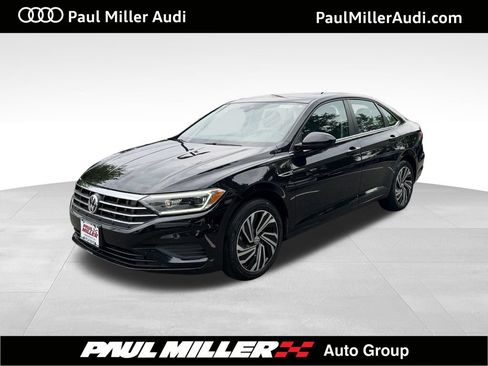 Used 2020 Volkswagen Jetta SEL FWD image 1