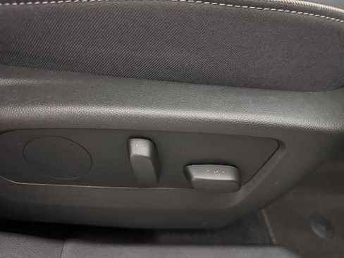 Used 2023 Buick Envision Essence image 45